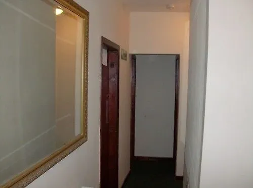 Oyo Main Top Hotel Widnes United Kingdom